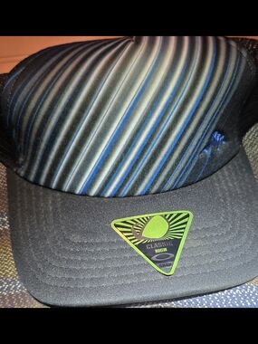Vintage Oakley Frogskins Trucker  Black and Blue Striped Snapback Hat